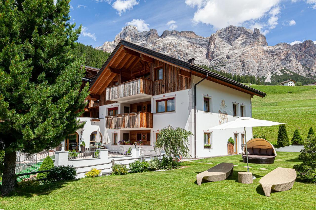 Villa Flora Mountain Lodges Сан-Кассиано Экстерьер фото