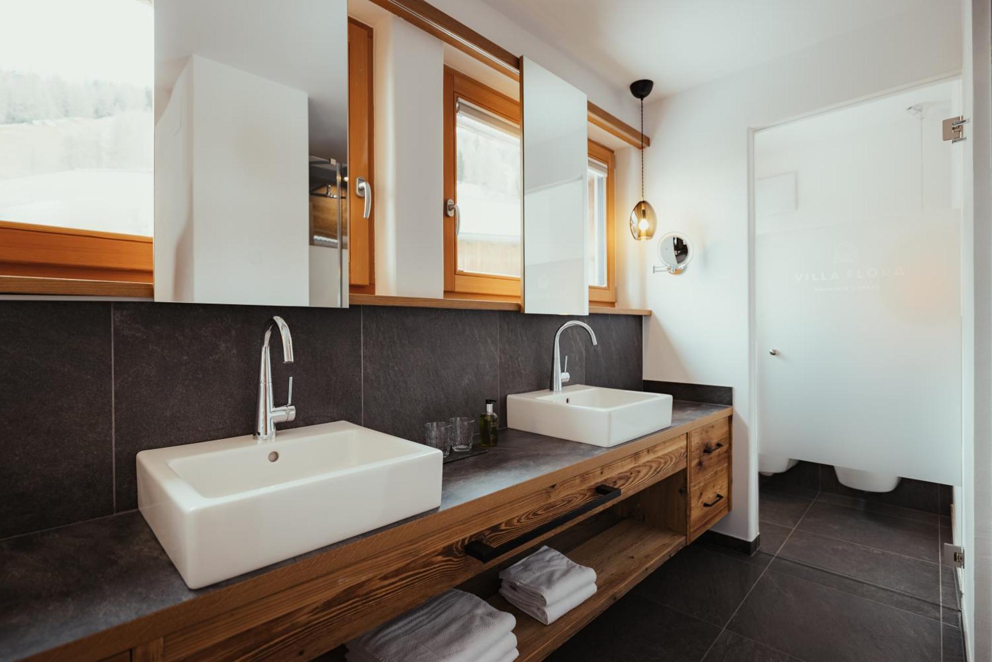 Villa Flora Mountain Lodges Сан-Кассиано Экстерьер фото