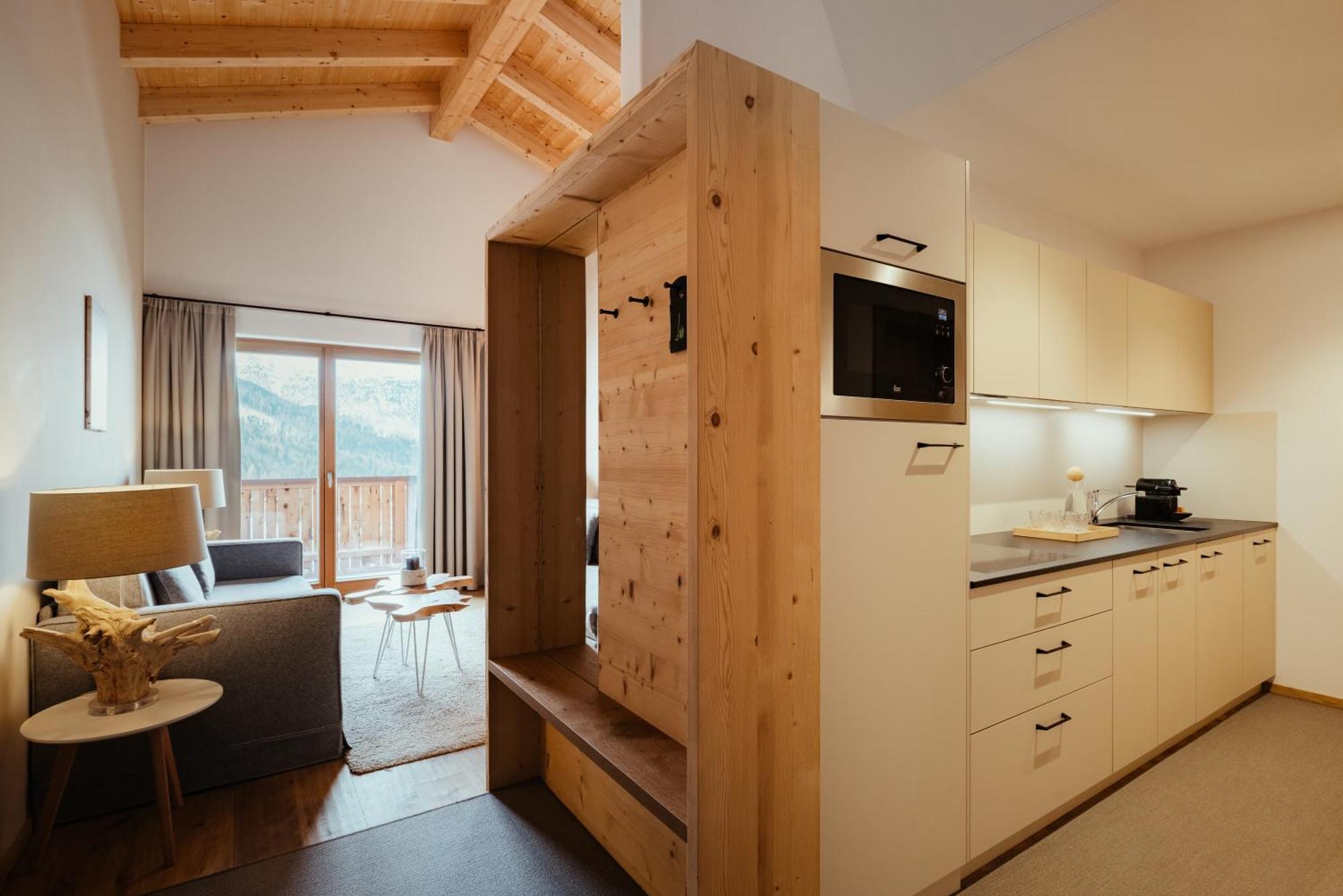 Villa Flora Mountain Lodges Сан-Кассиано Экстерьер фото